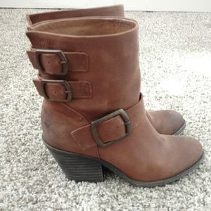 Brown boots (Lucky Brand)